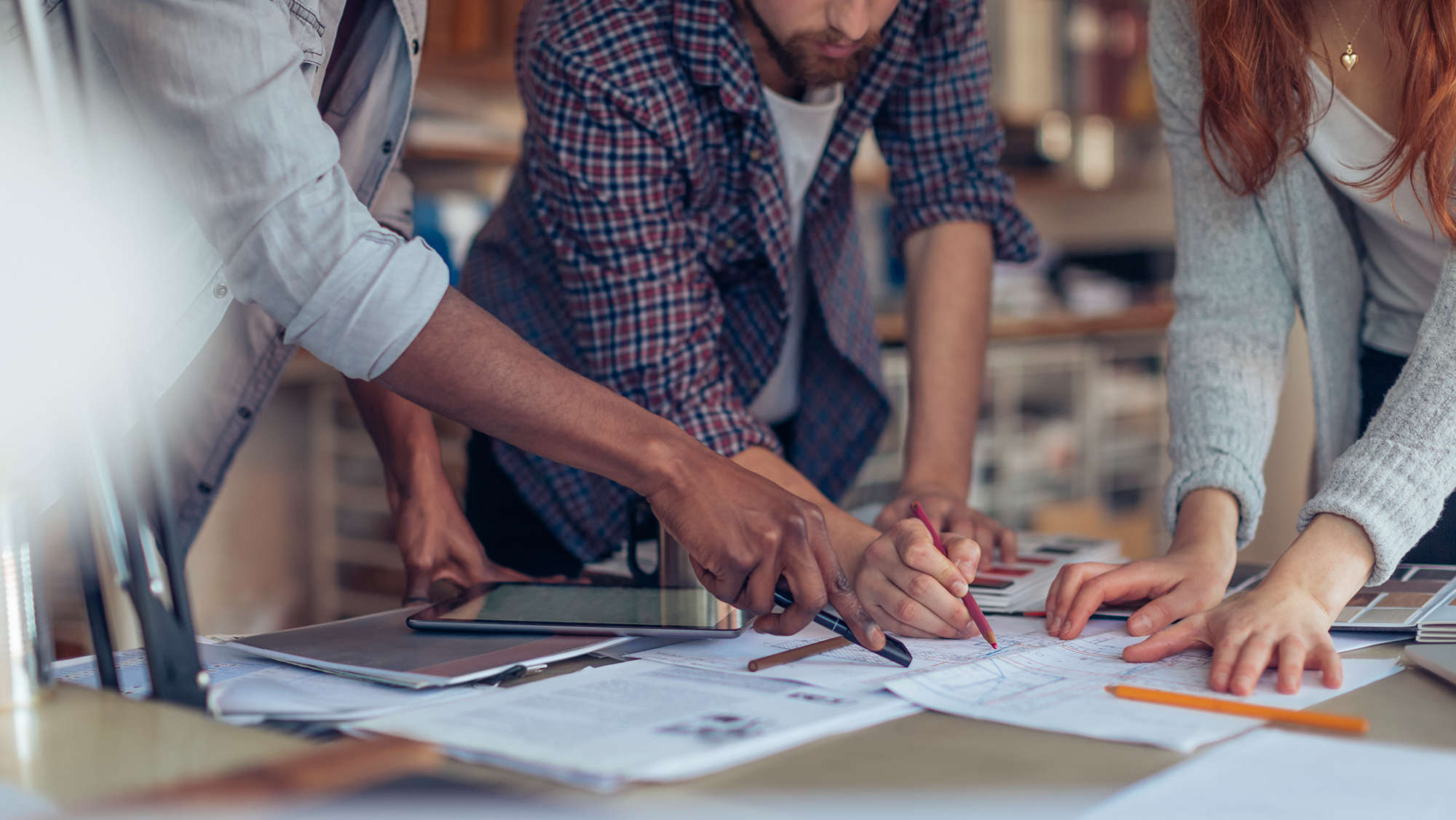 Students point to architectural paper